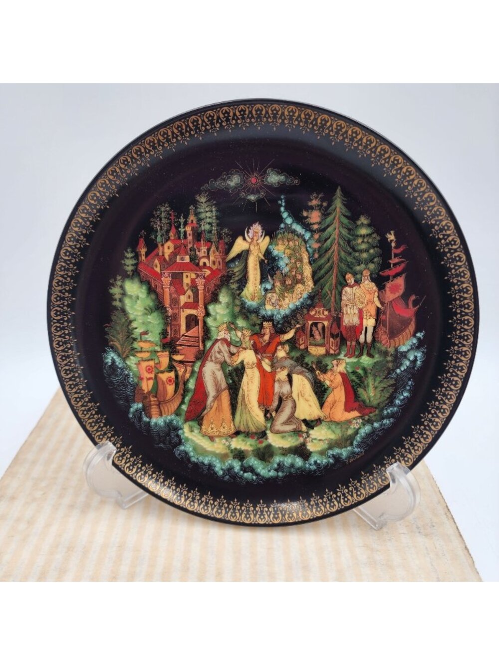 Russian Legends Collector Plate "Tsar Saltan" By Vinogradoff 1989 with COA